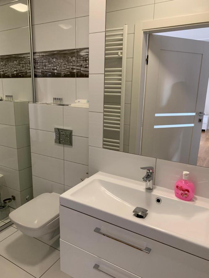 Apartamenty Centrum Nad Motlawa Z Widokiem Na Patio Z Balkonem 그단스크 외부 사진