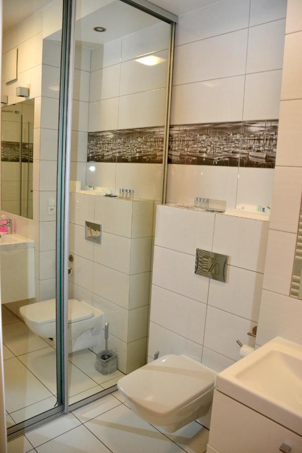Apartamenty Centrum Nad Motlawa Z Widokiem Na Patio Z Balkonem 그단스크 외부 사진