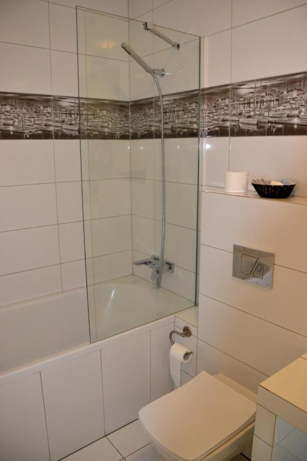 Apartamenty Centrum Nad Motlawa Z Widokiem Na Patio Z Balkonem 그단스크 외부 사진
